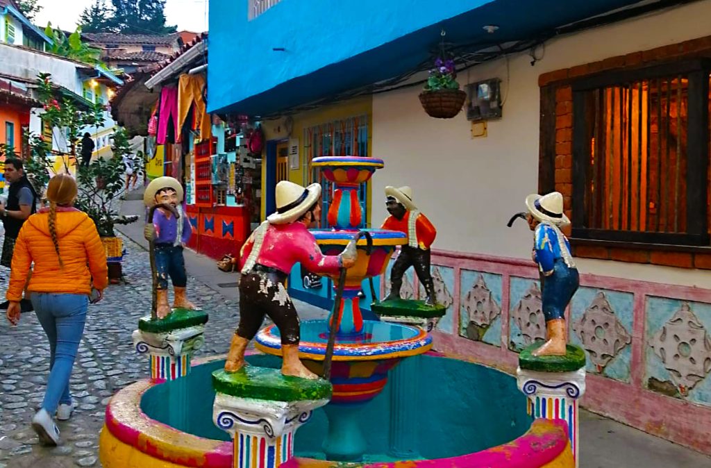 Medellín Eje Cafetero Tayrona 2 Guatape