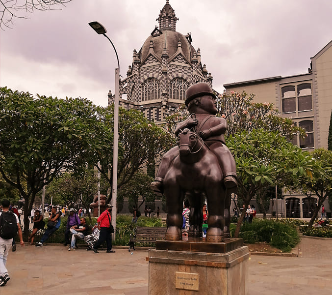 Servicios Liviaggi 4 Medellín Colombia